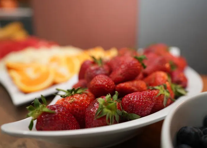 Hotel Attaché An Der Messe 3*