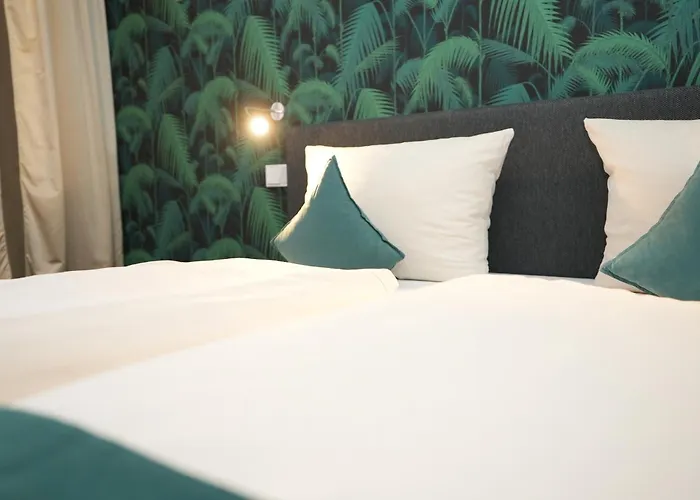 Attaché An Der Messe Hotel Francoforte sul Meno