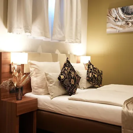 梅斯阿塔赫尔酒店 酒店 美因河畔法兰克福