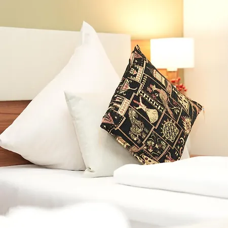 아타체 안 데르 메세 프랑크푸르트