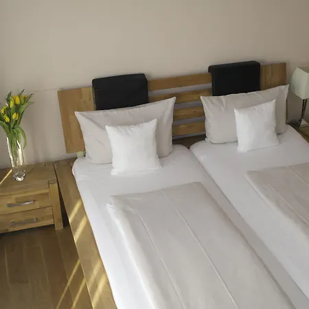 아타체 안 데르 메세 프랑크푸르트