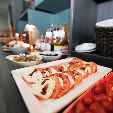 호텔 아타체 안 데르 메세 프랑크푸르트