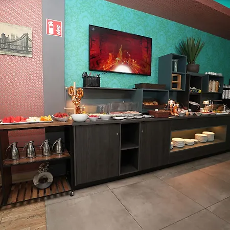 梅斯阿塔赫尔酒店 3* 美因河畔法兰克福