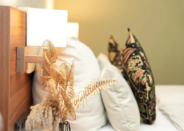 Attaché An Der Messe Hotel