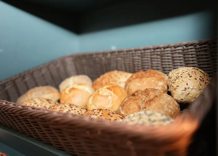 Otel Attache An Der Messe 3*