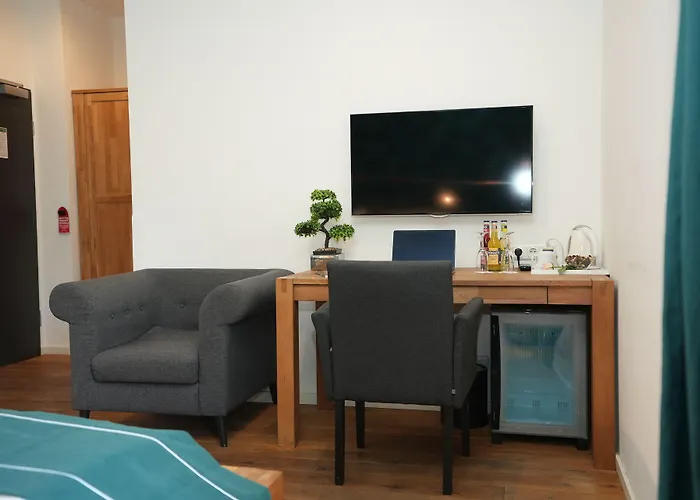 Attaché An Der Messe Hotel Fráncfort del Meno