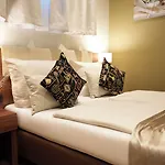 Attache An Der Messe Hotel Frankfurt am Main
