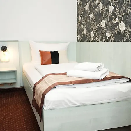 Attaché An Der Messe Hotel Francfort-sur-le-Main
