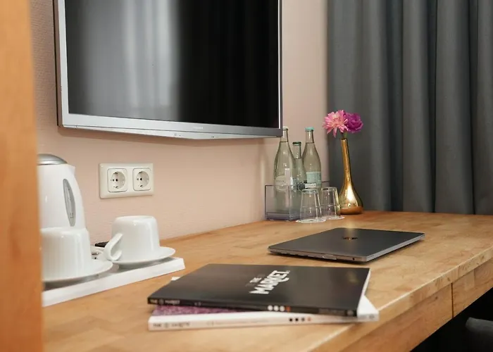 호텔 아타체 안 데르 메세 3*