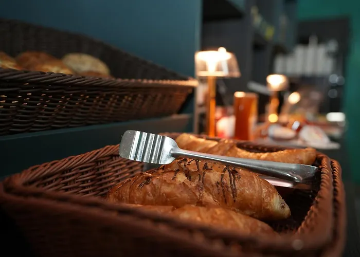 ホテル アタッシェ アン デア メッセ フランクフルト