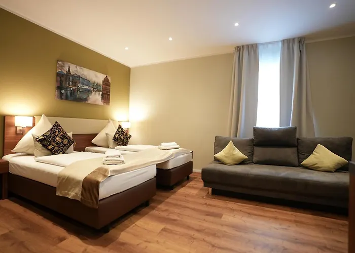 アタッシェ アン デア メッセ ホテル フランクフルト